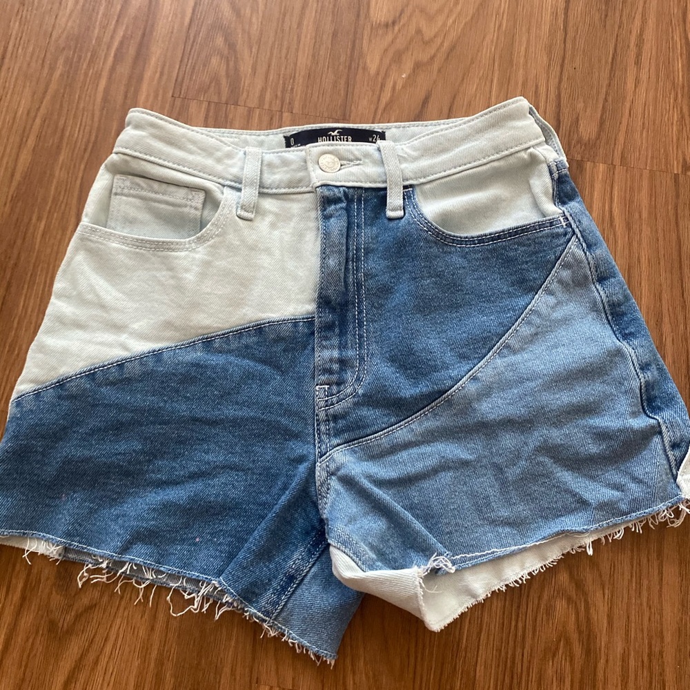 Hollister ultra high-rise mom short